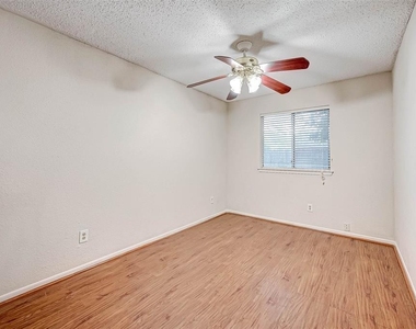 3507 Cabin Place - Photo Thumbnail 12