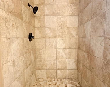 4503 Rattan Avenue - Photo Thumbnail 10