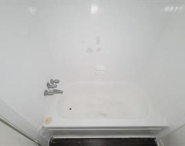 101 Brookside Lane - Photo Thumbnail 16