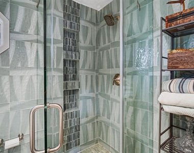 2205 Mission Street - Photo Thumbnail 12