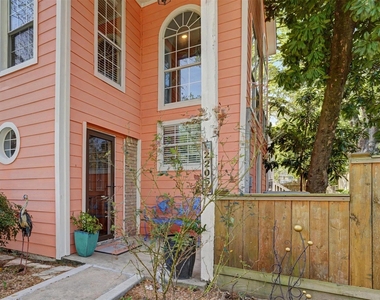 2205 Mission Street - Photo Thumbnail 1