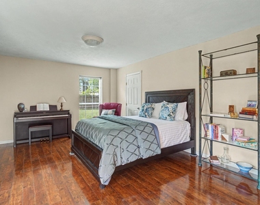 2205 Mission Street - Photo Thumbnail 10