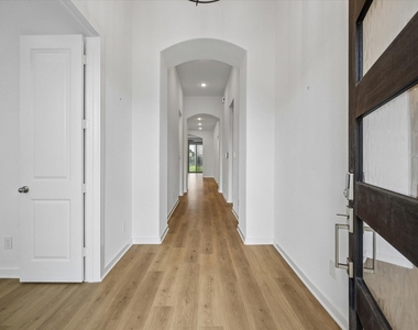 9622 Wright Drive - Photo Thumbnail 7