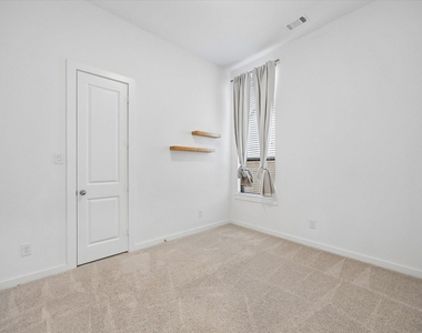9622 Wright Drive - Photo Thumbnail 16