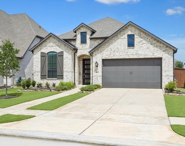 9622 Wright Drive - Photo Thumbnail 1