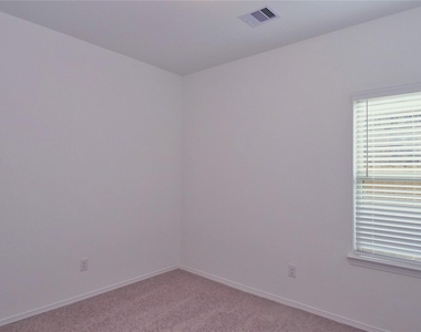 23007 True Fortune Drive - Photo Thumbnail 9