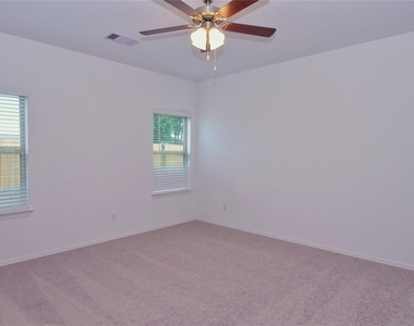 23007 True Fortune Drive - Photo Thumbnail 6