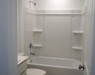7614 Barcelona Springs - Photo Thumbnail 13