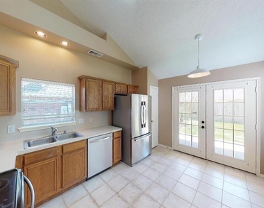 1410 Chesterpoint Drive - Photo Thumbnail 1