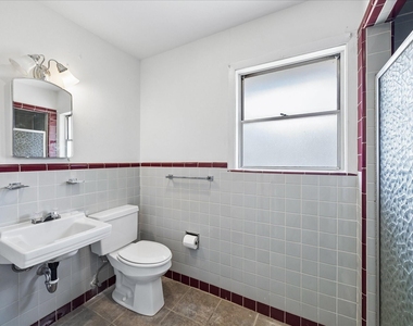 4901 Valerie Street - Photo Thumbnail 8