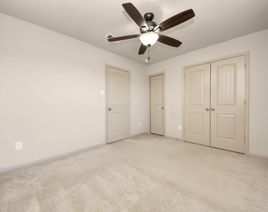 3223 Aegean Drive - Photo Thumbnail 27