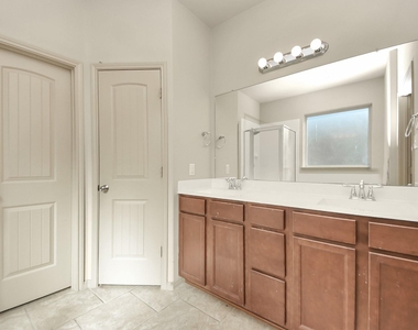 3223 Aegean Drive - Photo Thumbnail 17