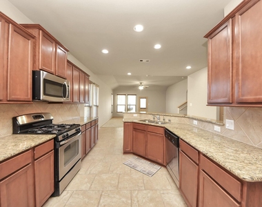 3223 Aegean Drive - Photo Thumbnail 8