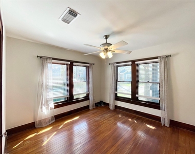 405 E 28th Street - Photo Thumbnail 24