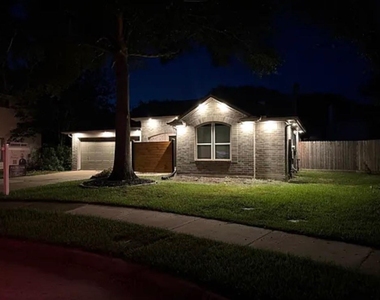 1835 Oak Ridge Drive - Photo Thumbnail 1