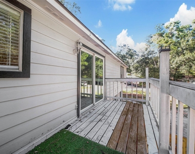 2603 Rosewood Place - Photo Thumbnail 10