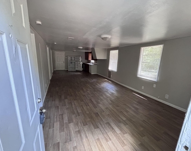 16793 Stinson Lane - Photo Thumbnail 3