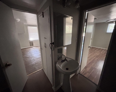 16793 Stinson Lane - Photo Thumbnail 9