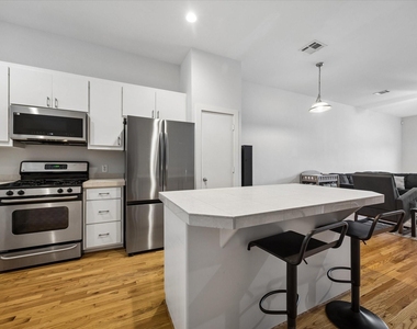 3501 Link Valley Drive - Photo Thumbnail 8