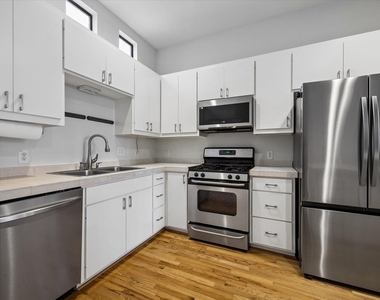 3501 Link Valley Drive - Photo Thumbnail 7