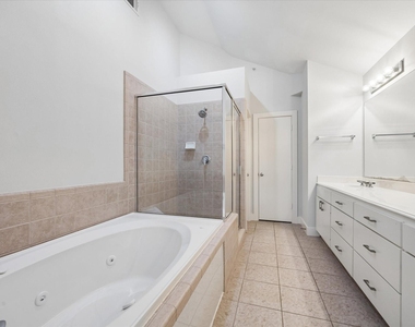 3501 Link Valley Drive - Photo Thumbnail 12