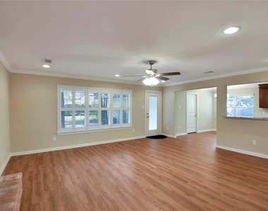 14119 Kellywood Lane - Photo Thumbnail 32