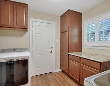 14119 Kellywood Lane - Photo Thumbnail 12