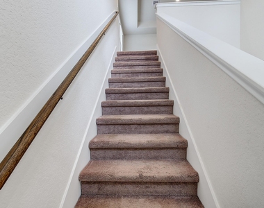 14701 Homeward Court - Photo Thumbnail 10