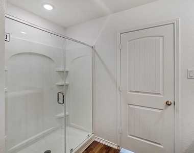 14701 Homeward Court - Photo Thumbnail 9