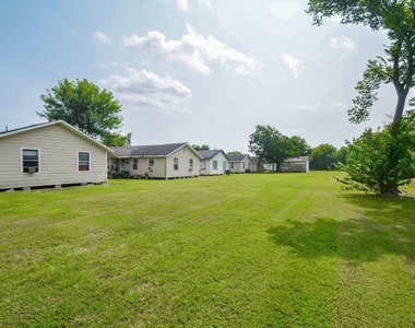 6010 Collingsworth - Photo Thumbnail 19