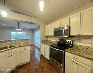 4726 Four Lakes Drive - Photo Thumbnail 2