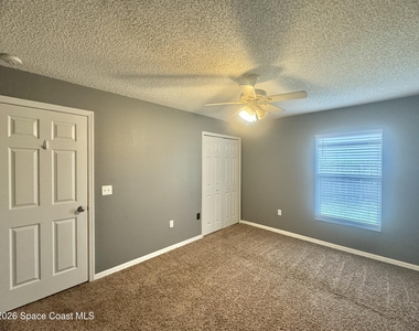 4726 Four Lakes Drive - Photo Thumbnail 12