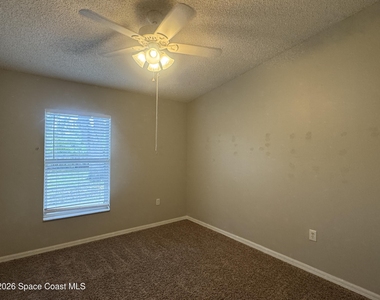 4726 Four Lakes Drive - Photo Thumbnail 15