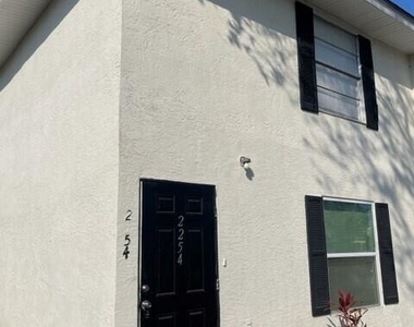 2254 W New Haven Avenue - Photo Thumbnail 1
