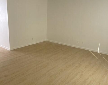 2254 W New Haven Avenue - Photo Thumbnail 2