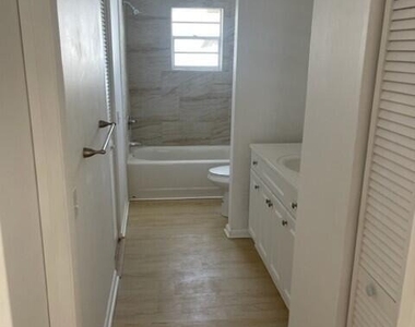 2254 W New Haven Avenue - Photo Thumbnail 19