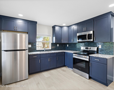 101 Deland Avenue - Photo Thumbnail 5