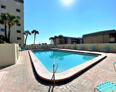 3160 N Atlantic Avenue - Photo Thumbnail 13