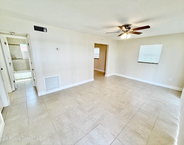 308 Buchanan Avenue - Photo Thumbnail 2