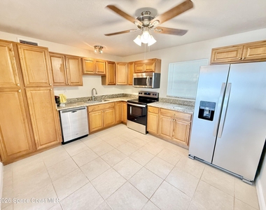 308 Buchanan Avenue - Photo Thumbnail 4