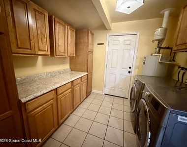 974 Golf Street - Photo Thumbnail 10
