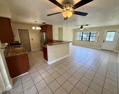 974 Golf Street - Photo Thumbnail 2