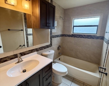 974 Golf Street - Photo Thumbnail 6