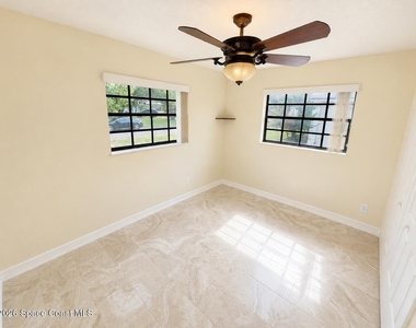 974 Golf Street - Photo Thumbnail 4