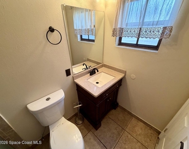 974 Golf Street - Photo Thumbnail 8