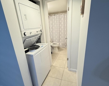 301 S Miramar Avenue - Photo Thumbnail 7