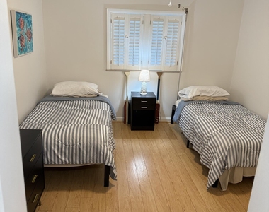 301 S Miramar Avenue - Photo Thumbnail 4