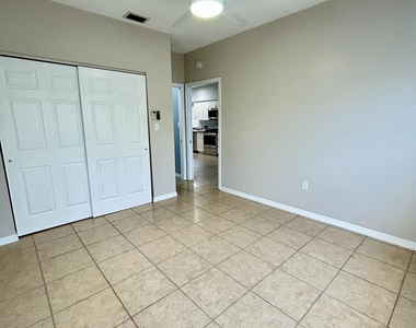 507 Jefferson Avenue - Photo Thumbnail 2