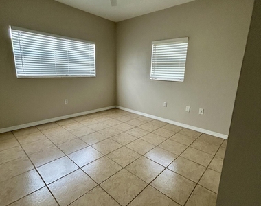 507 Jefferson Avenue - Photo Thumbnail 1