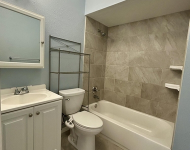 507 Jefferson Avenue - Photo Thumbnail 12